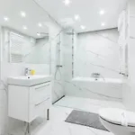Mb - By The Sea Batorego 7 *